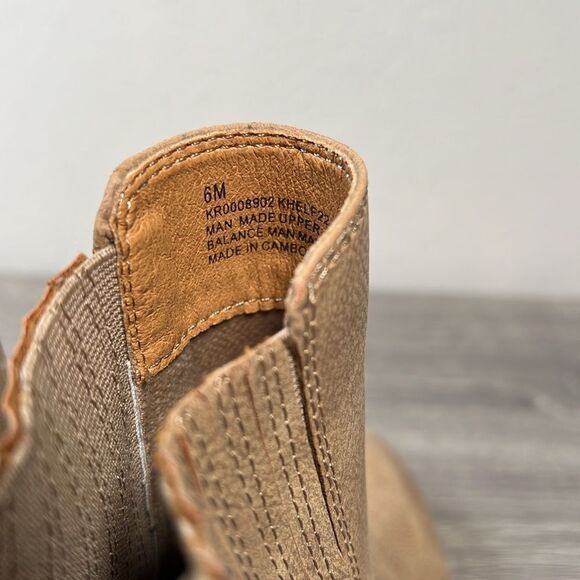 Korks Women's Hadley Chelsea Booties Boots Shoes - Picture 6 of 7